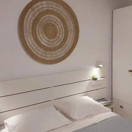 Casa vacanze In Alto In Plaka Milos Plaka (Milos)